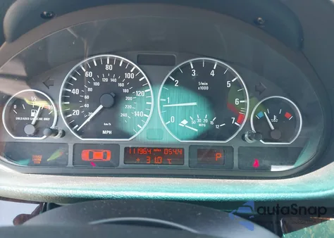 2005 BMW 330Xi from USA, damaged, VIN WBAEW53405PN37317